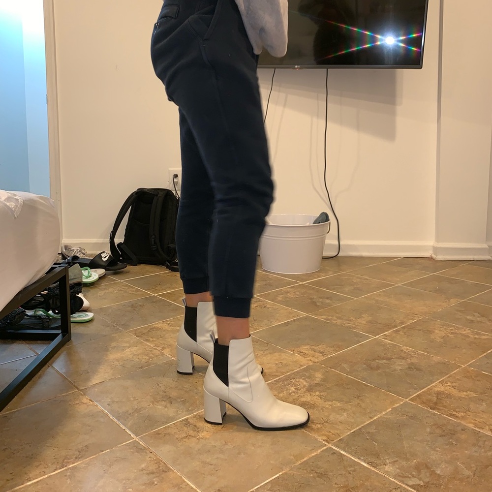 Via Spiga booties
